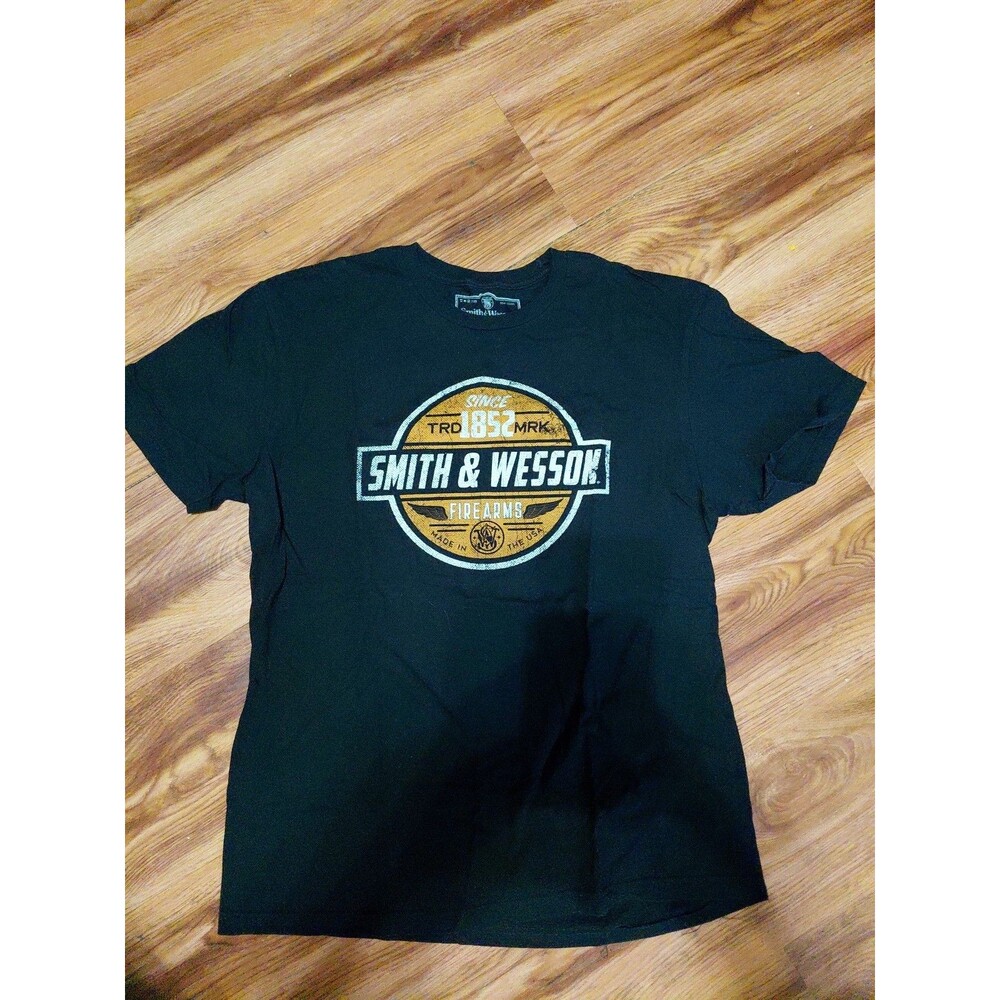Smith & Wesson Graphic Tee Men’s L Black Streetwear Logo Shirt